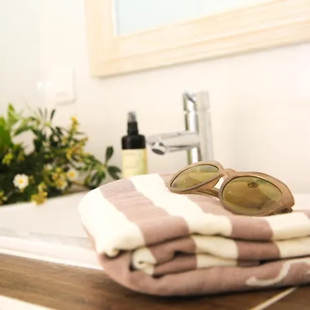 Amacali Vue Piscine Chauffee Climatisee * Сент-Люси-де-Пор