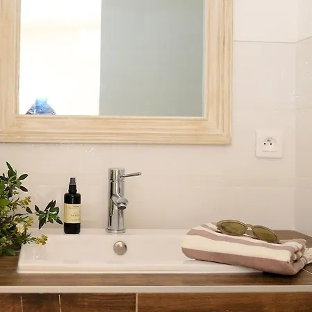 Amacali Vue Piscine Chauffee Climatisee