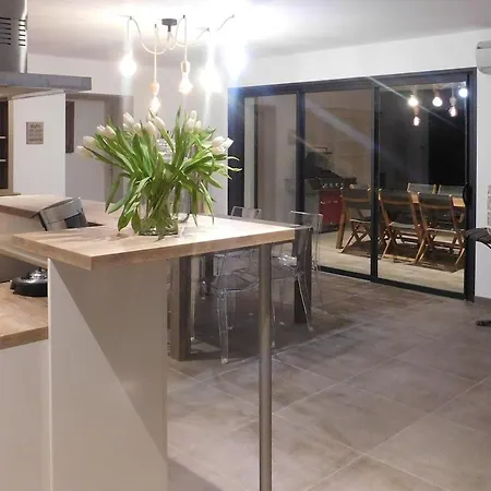 Amacali Vue Piscine Chauffee Climatisee * Сент-Люси-де-Пор