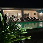 Amacali Vue Piscine Chauffee Climatisee *