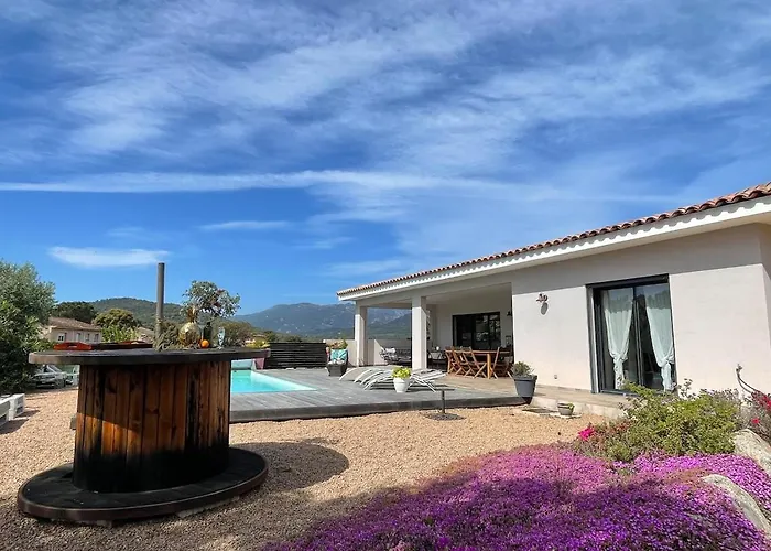 Amacali Vue Piscine Chauffee Climatisee Sainte-Lucie de Porto-Vecchio