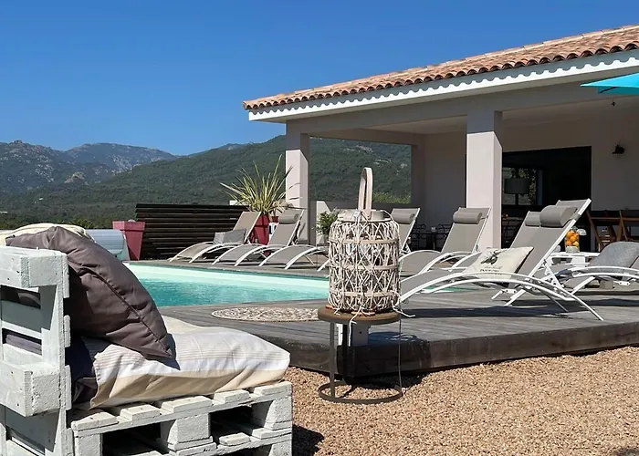 Amacali Vue Piscine Chauffee Climatisee Vila
