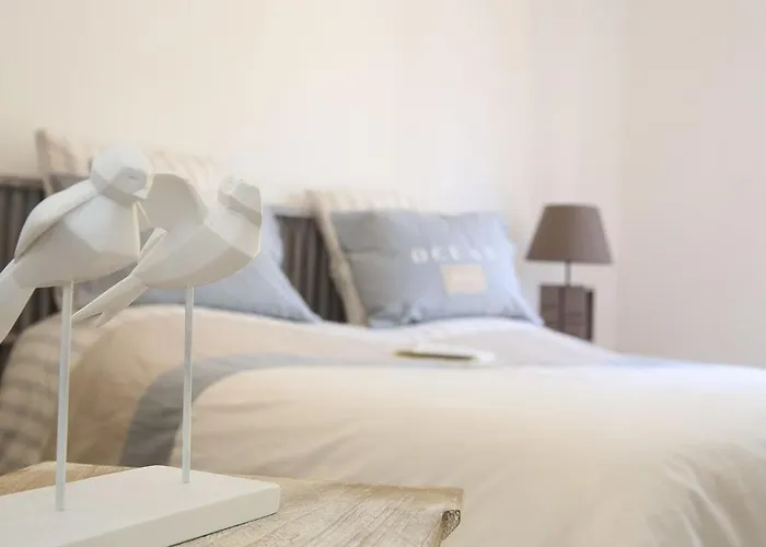 Amacali Vue Piscine Chauffee Climatisee Villa Sainte-Lucie de Porto-Vecchio