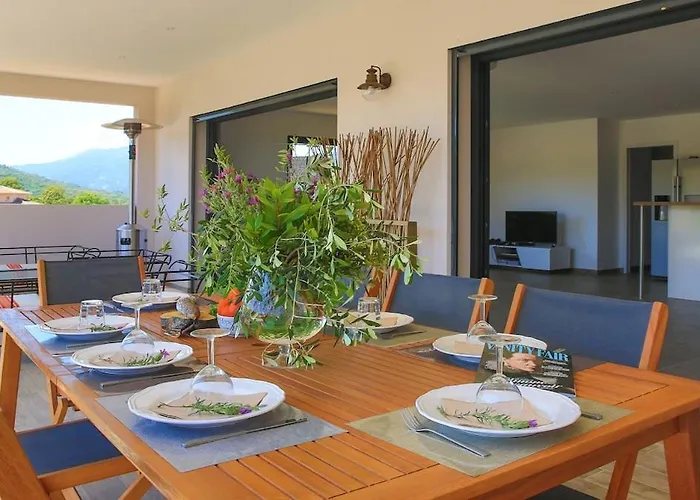 Amacali Vue Piscine Chauffee Climatisee Vila *